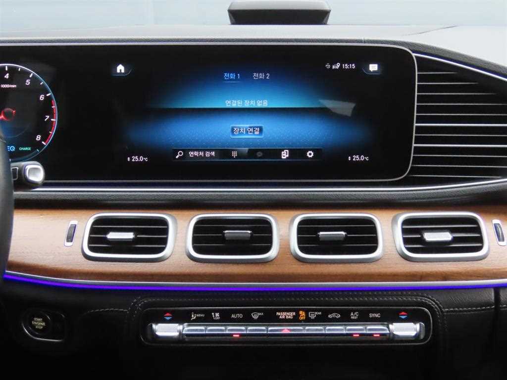 Mercedes-Benz GLE-Class — photo 14