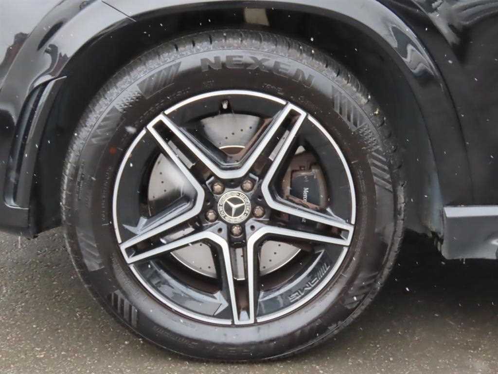 Mercedes-Benz GLE-Class — photo 20