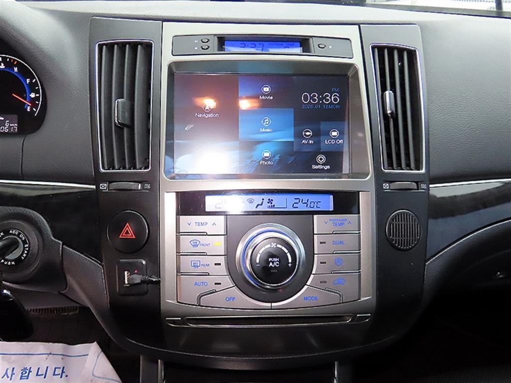 Hyundai Veracruz — photo 13