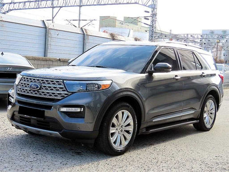 Ford Explorer — photo 02