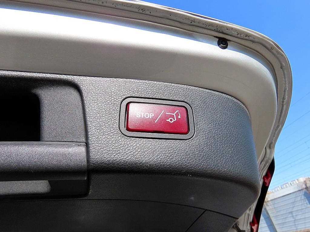 Mercedes-Benz GLA-Class — photo 15