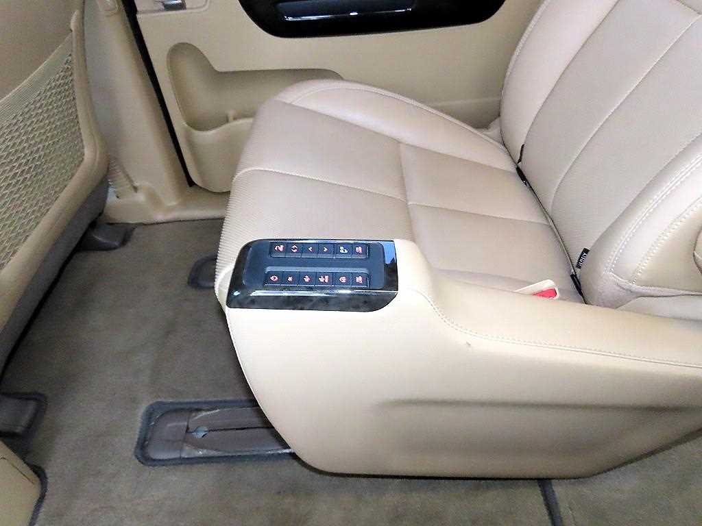 Kia Carnival — photo 15
