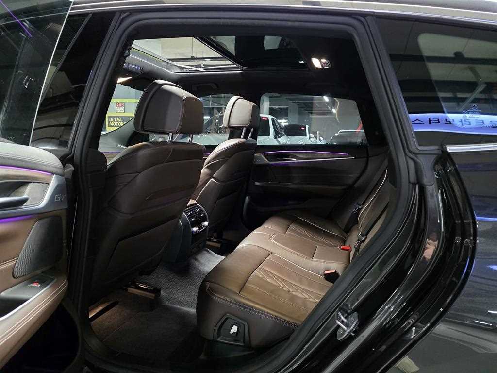 BMW Gran Turismo — photo 01
