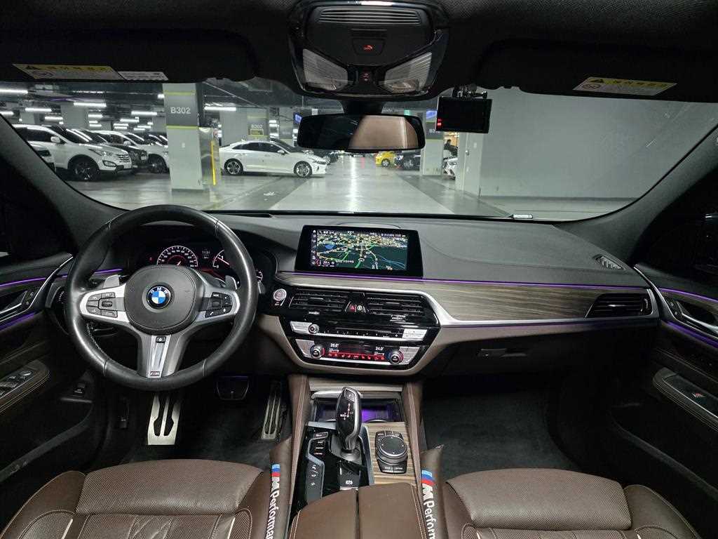 BMW Gran Turismo — photo 06