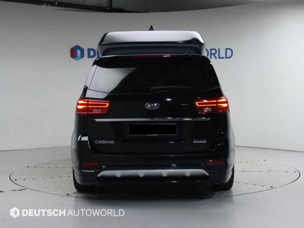 Kia Carnival — photo 06