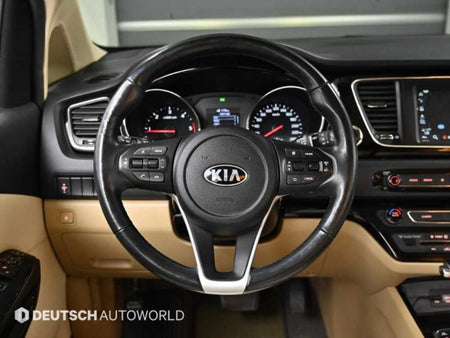 Kia Carnival — photo 15