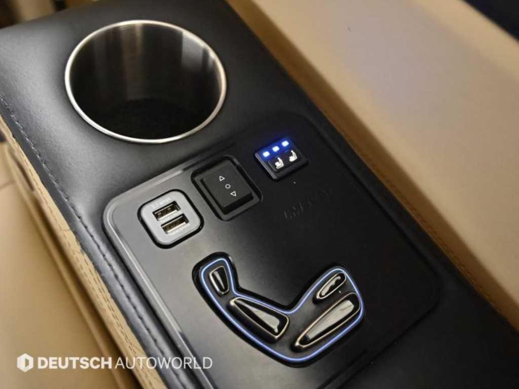 Kia Carnival — photo 18