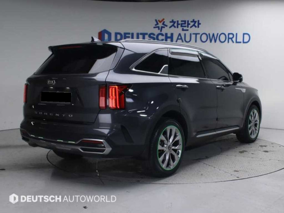Kia Sorento — photo 02