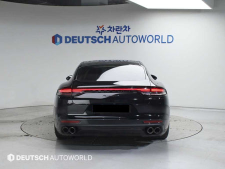 Porsche Panamera — photo 04