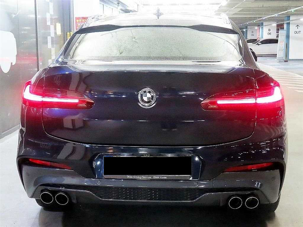 BMW X4 — photo 05
