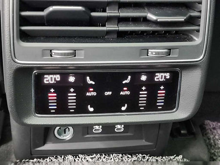 Audi Q7 — photo 13