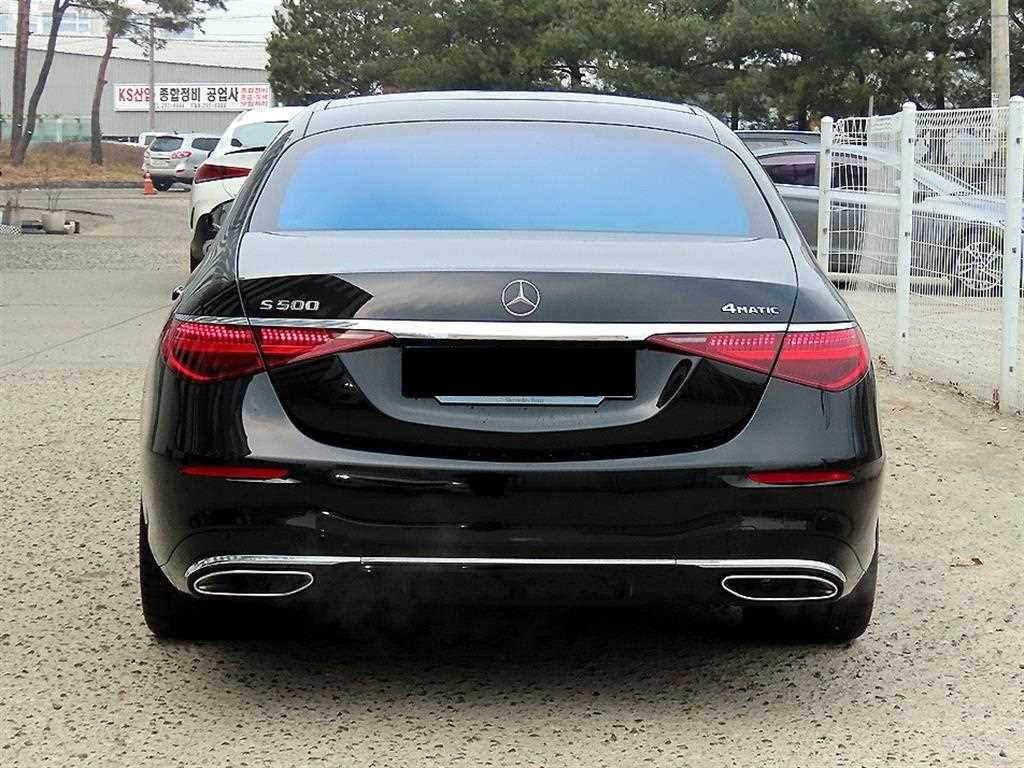 Mercedes-Benz S-Class — photo 04