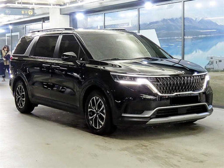 Kia Carnival — photo 01