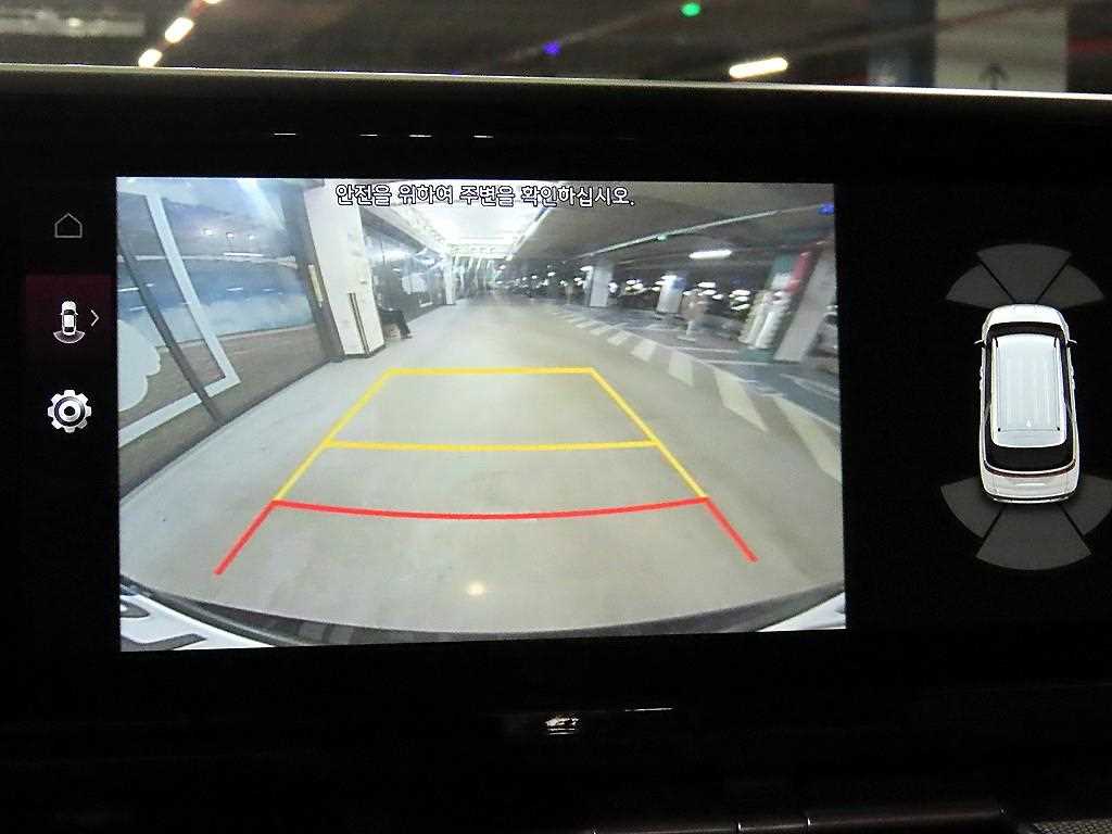 Kia Carnival — photo 16