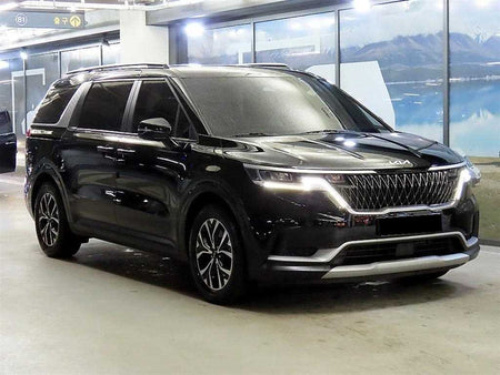 Kia Carnival — photo 01