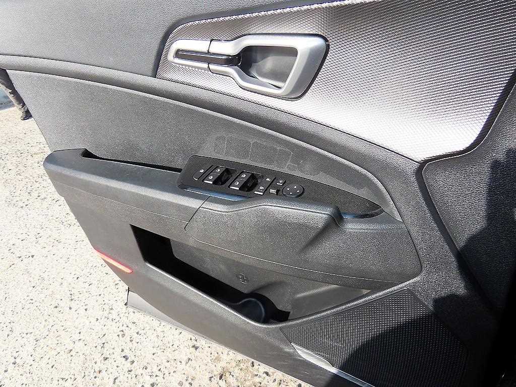 Kia Sportage — photo 11