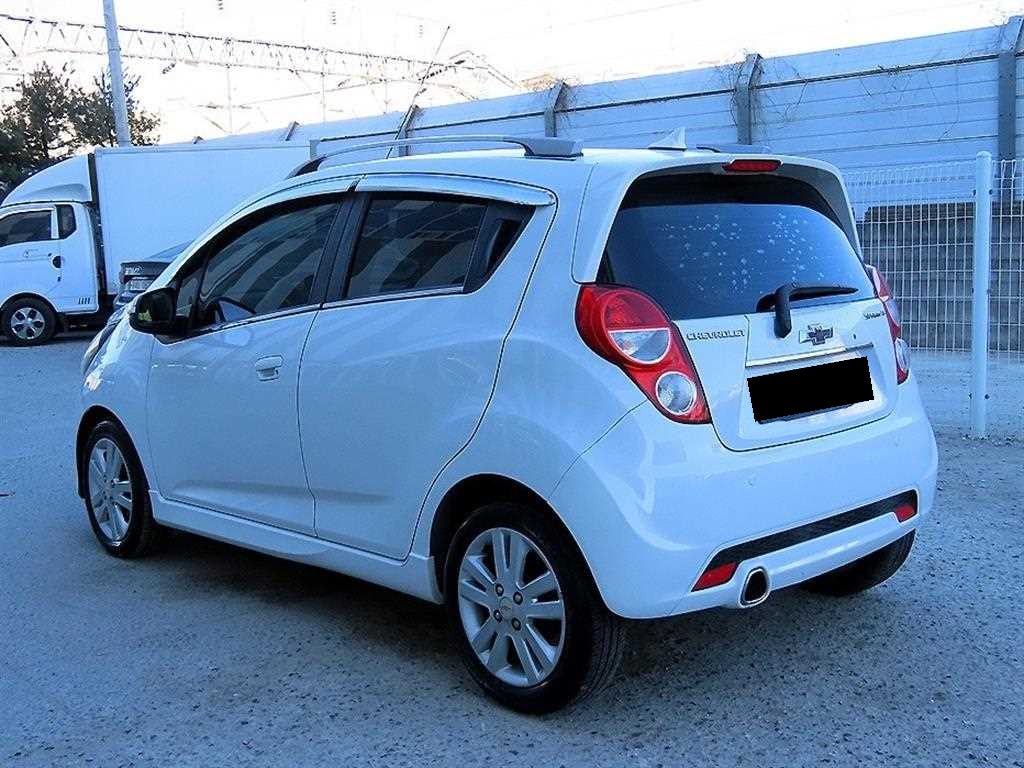 CHEVROLET Spark — photo 03