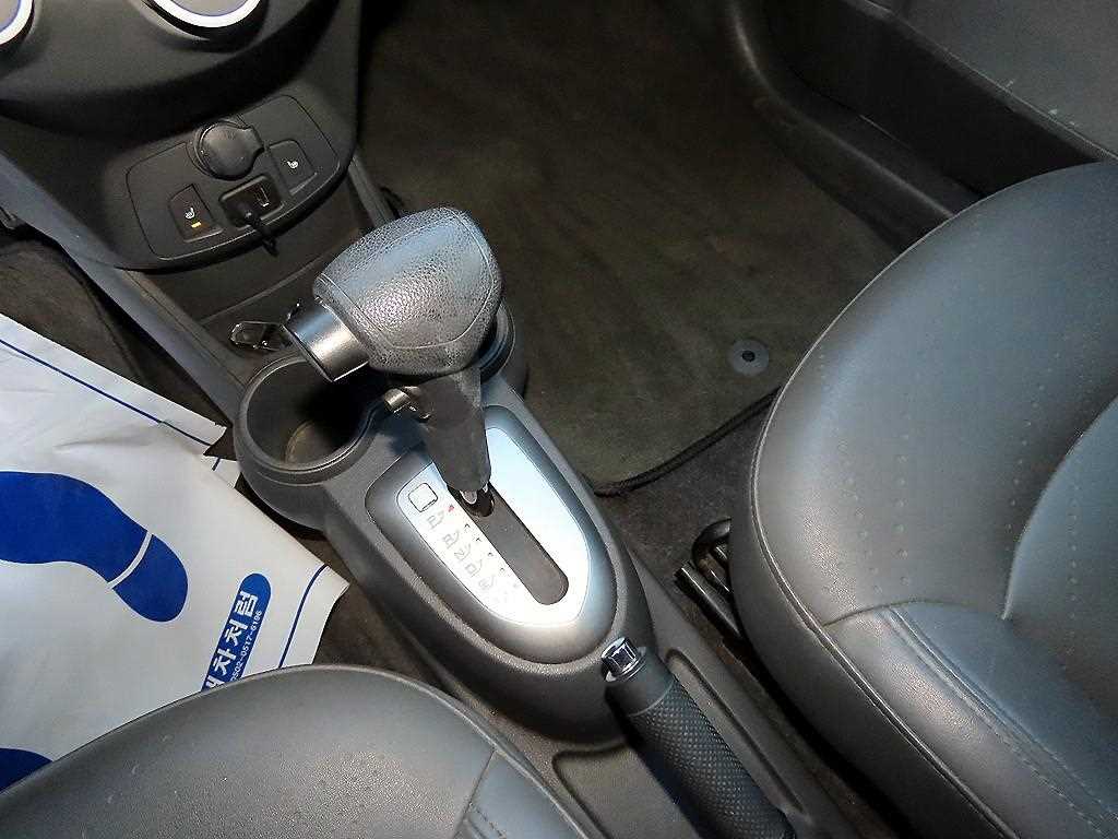 CHEVROLET Spark — photo 10