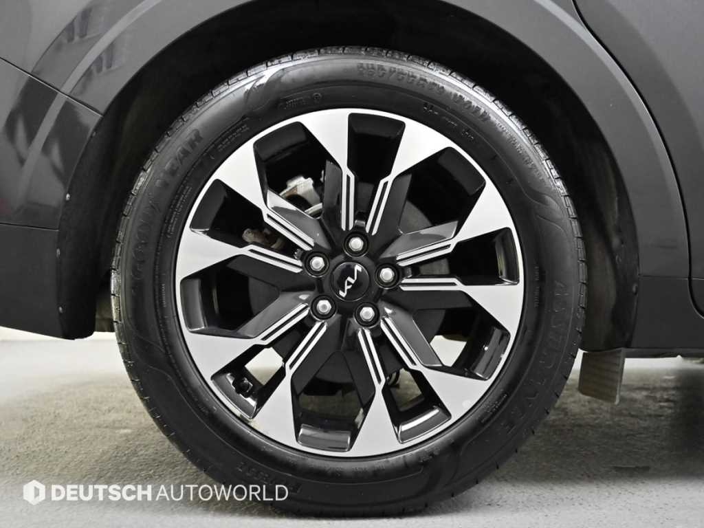 Kia Carnival — photo 20