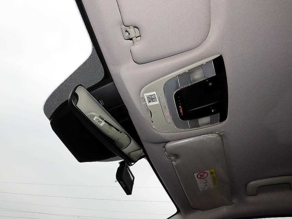 Kia Sorento — photo 15