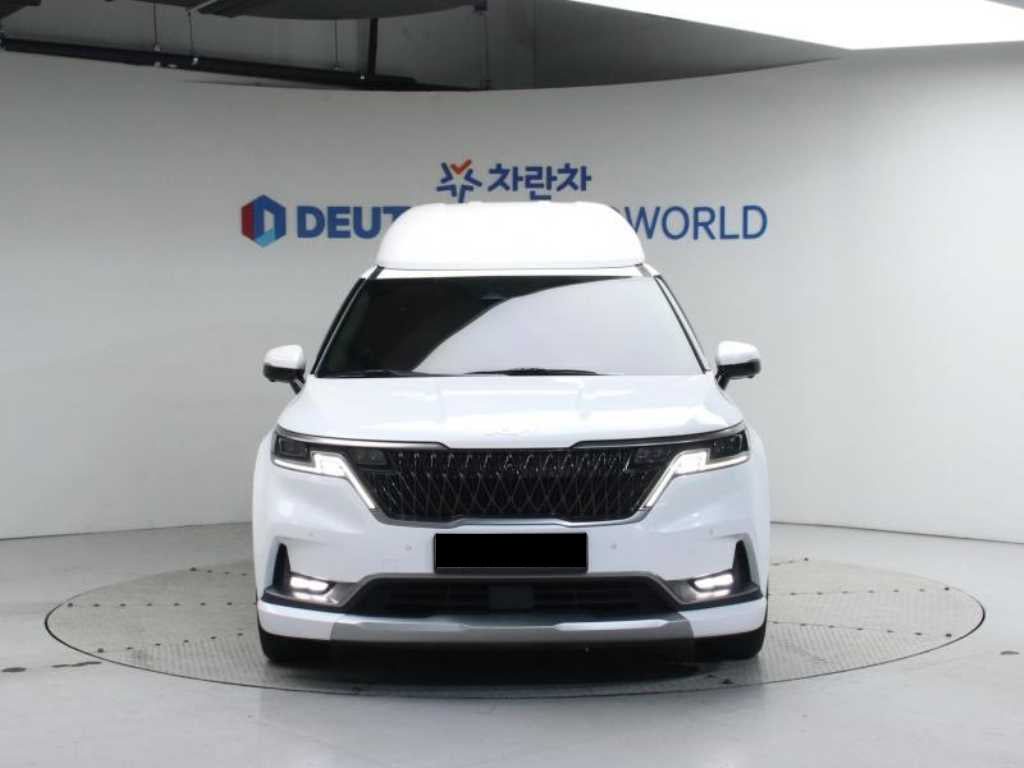 Kia Carnival — photo 03