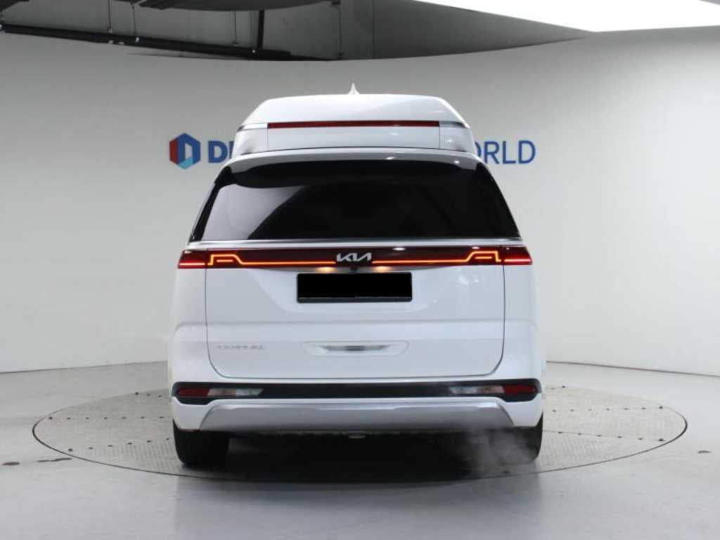 Kia Carnival — photo 04