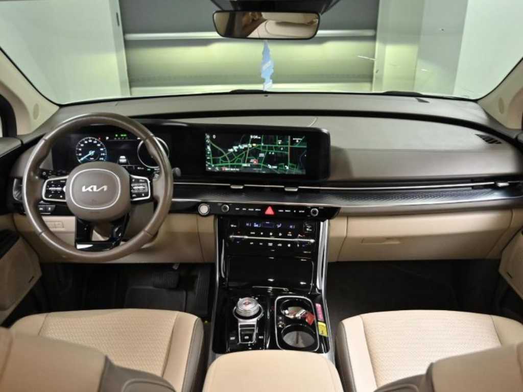 Kia Carnival — photo 07