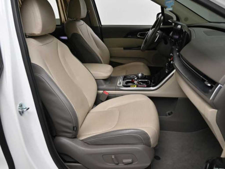Kia Carnival — photo 10