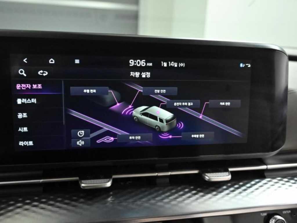 Kia Carnival — photo 17