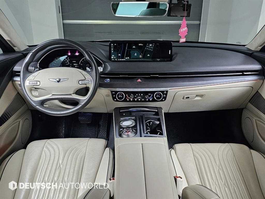 Genesis G80 — photo 07