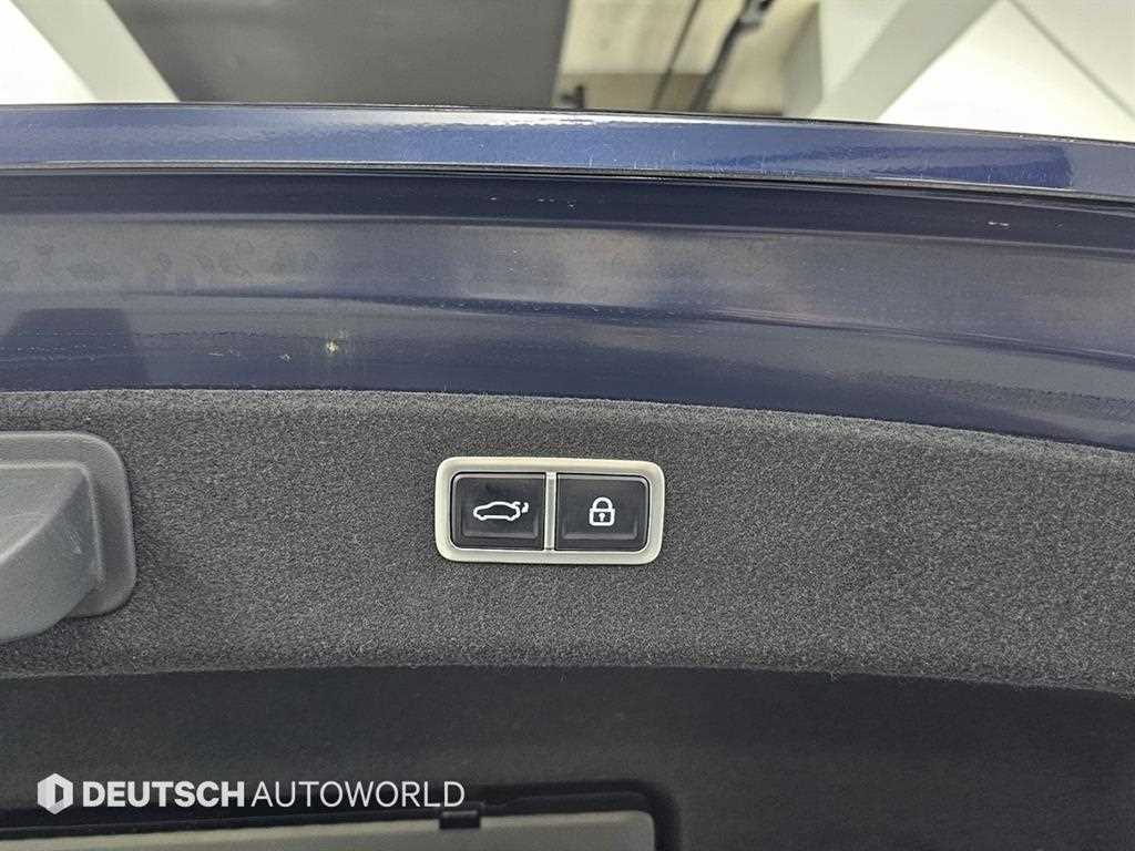 Genesis G80 — photo 20