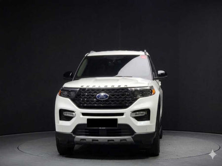 Ford Explorer — photo 03