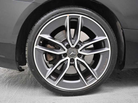 Mercedes-Benz E-Class — photo 20