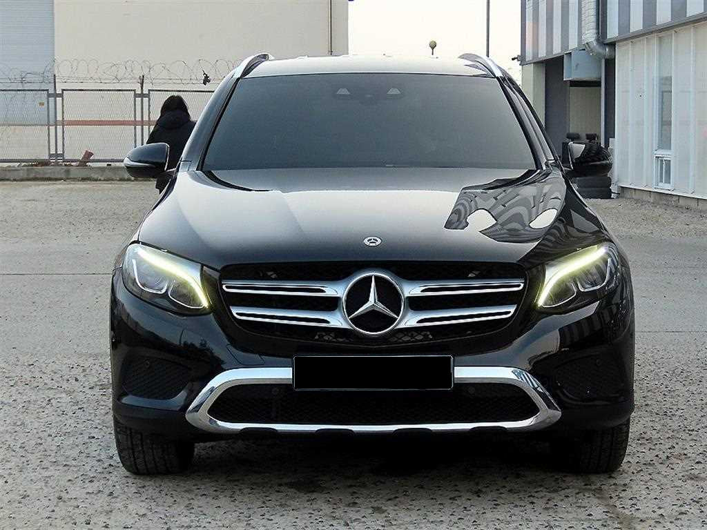 Mercedes-Benz GLC-Class — photo 01