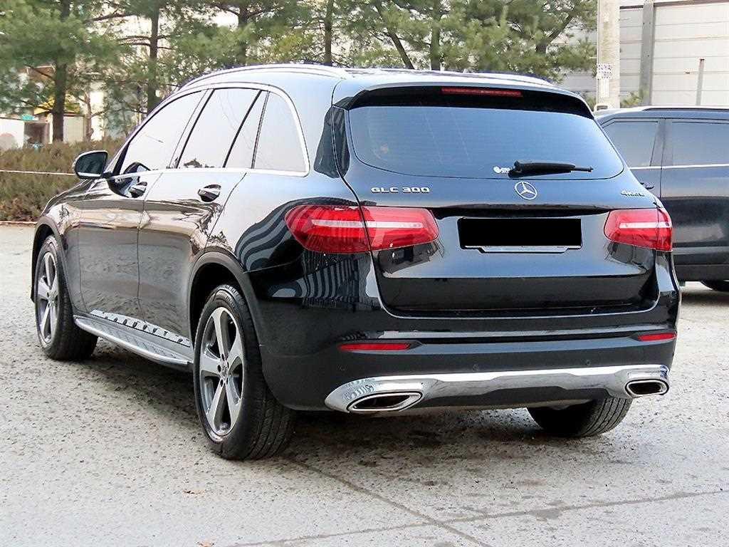 Mercedes-Benz GLC-Class — photo 03