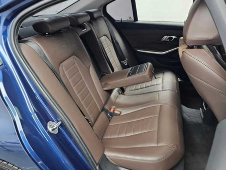 BMW 3-Series — photo 12