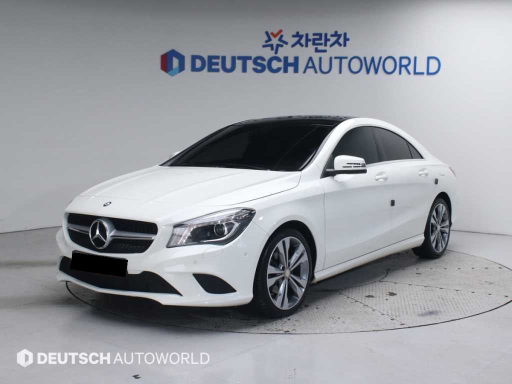 Mercedes-Benz CLA-Class — photo 01