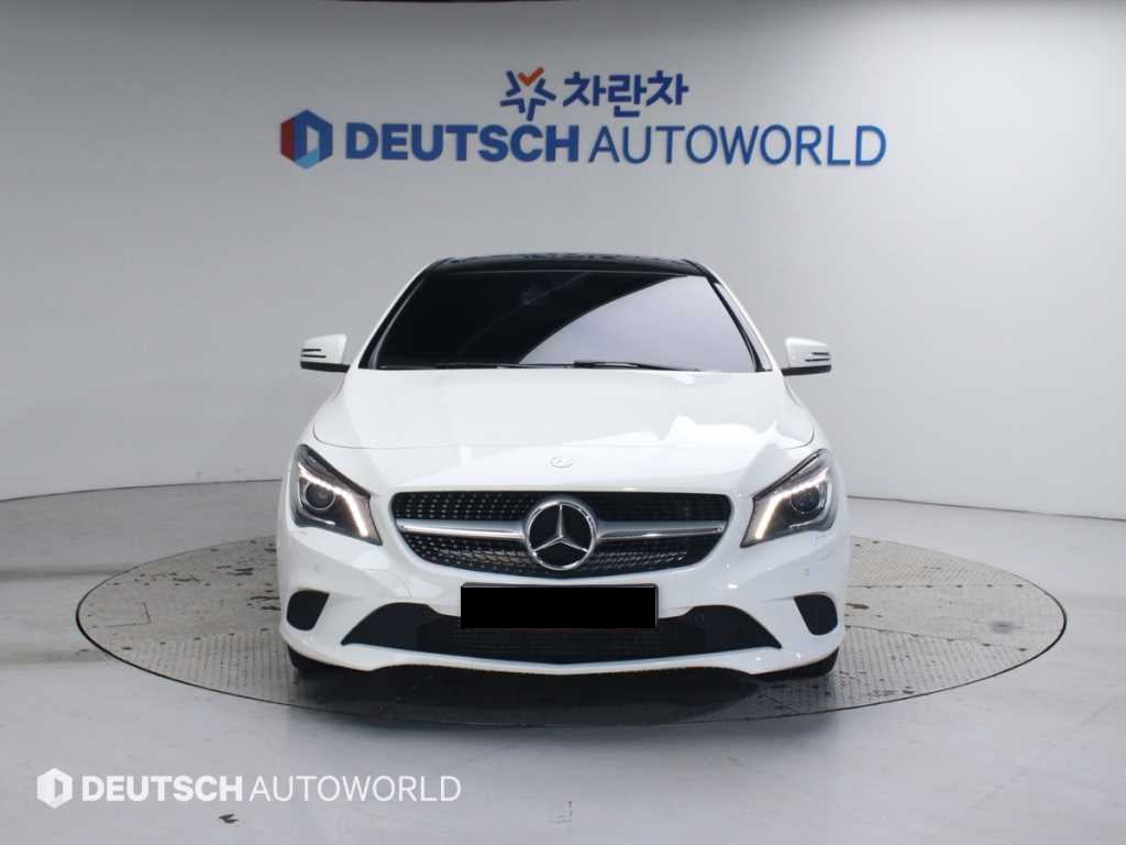 Mercedes-Benz CLA-Class — photo 03