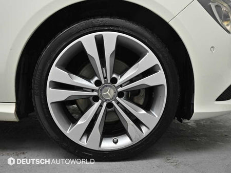Mercedes-Benz CLA-Class — photo 05