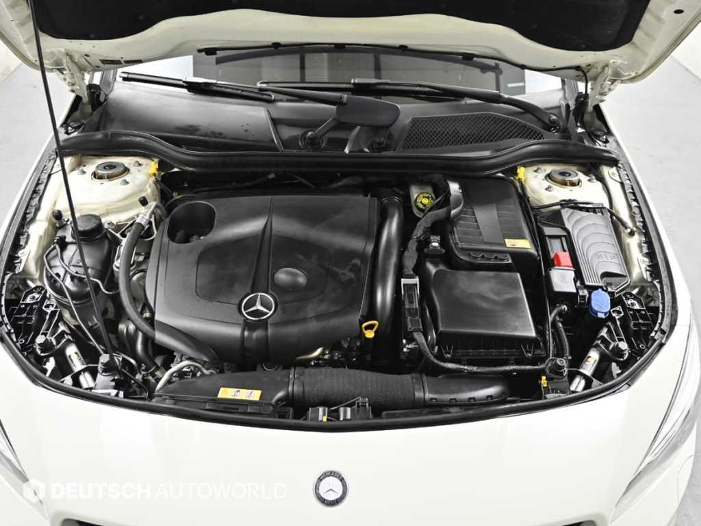 Mercedes-Benz CLA-Class — photo 06