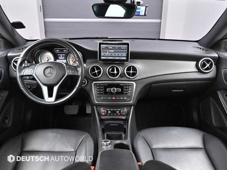 Mercedes-Benz CLA-Class — photo 07