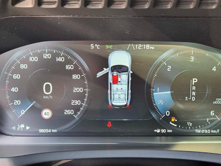 Volvo XC90 — photo 13