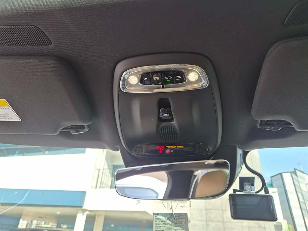 Volvo XC90 — photo 17