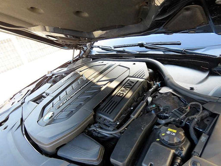 BMW 7-Series — photo 19