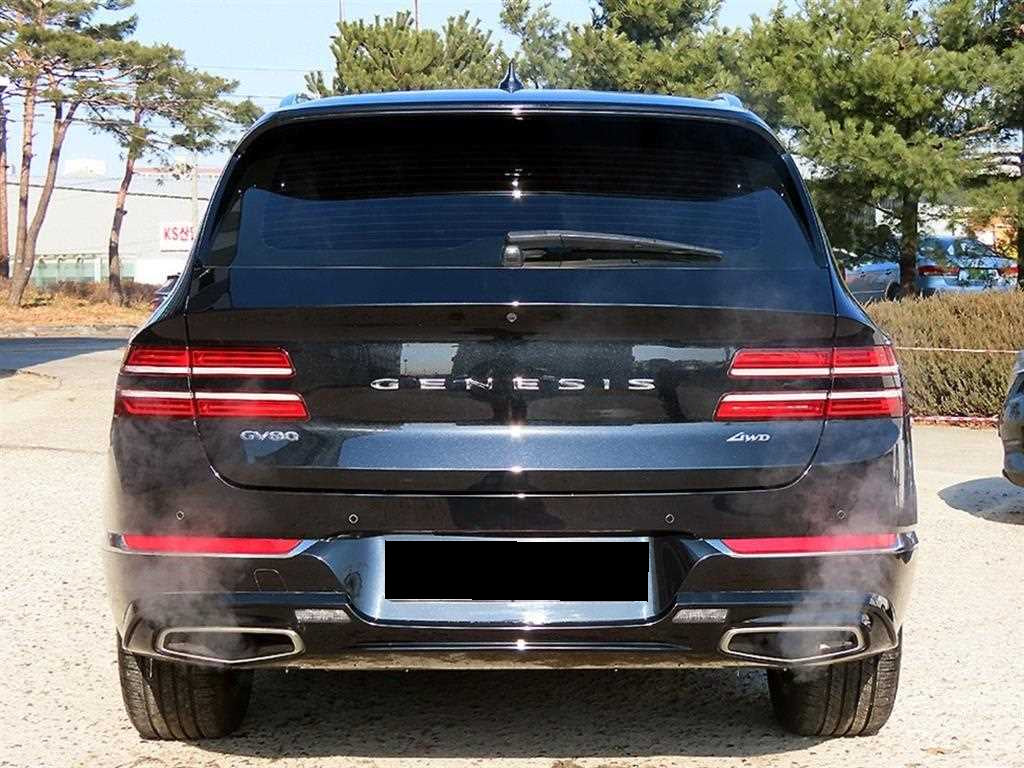 Genesis GV80 — photo 04