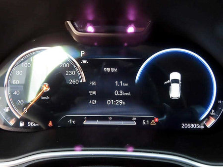 Genesis GV80 — photo 09