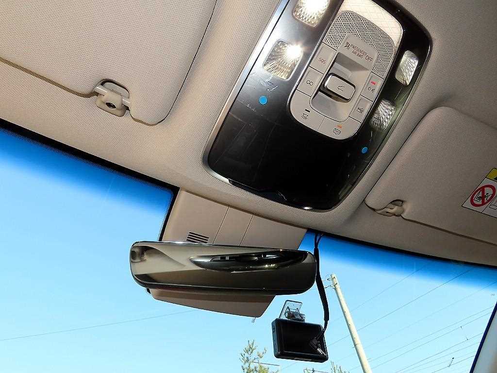 Genesis GV80 — photo 15