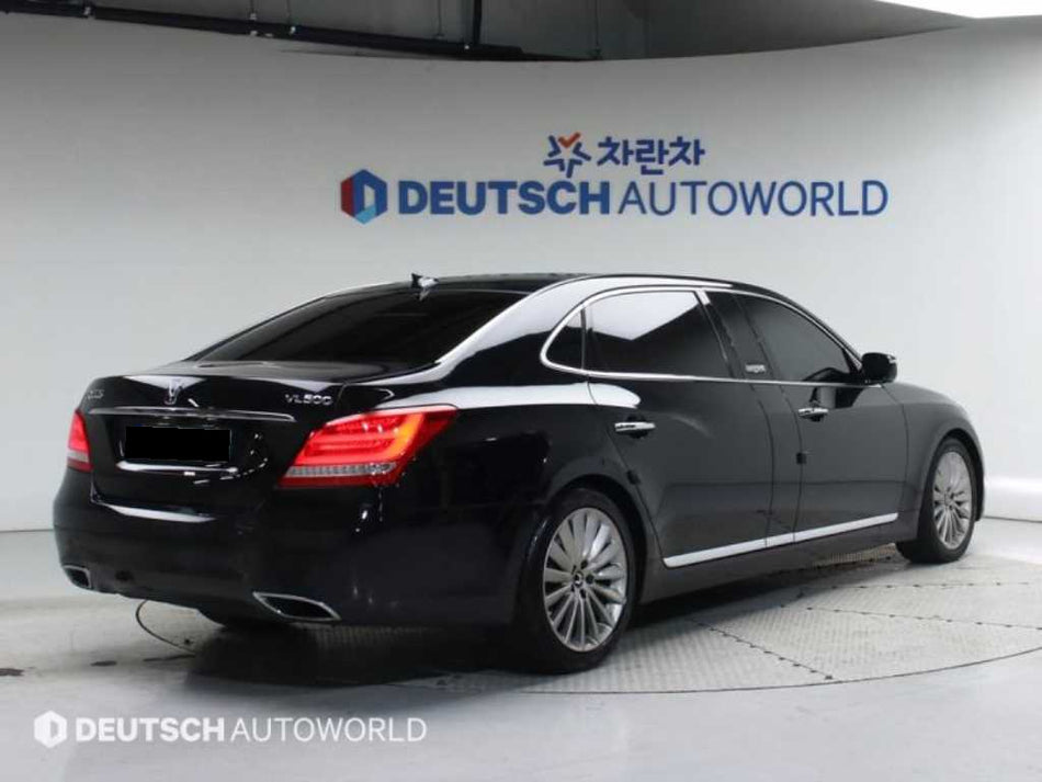 Hyundai Equus — photo 03