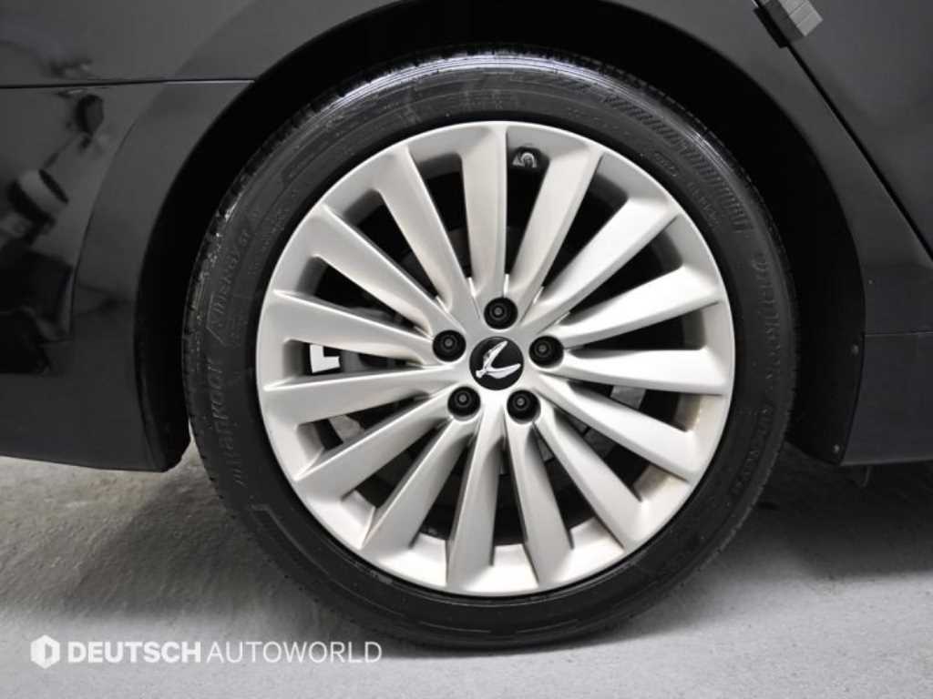 Hyundai Equus — photo 06