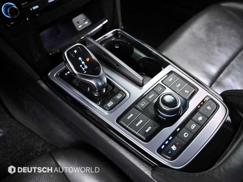 Hyundai Equus — photo 10